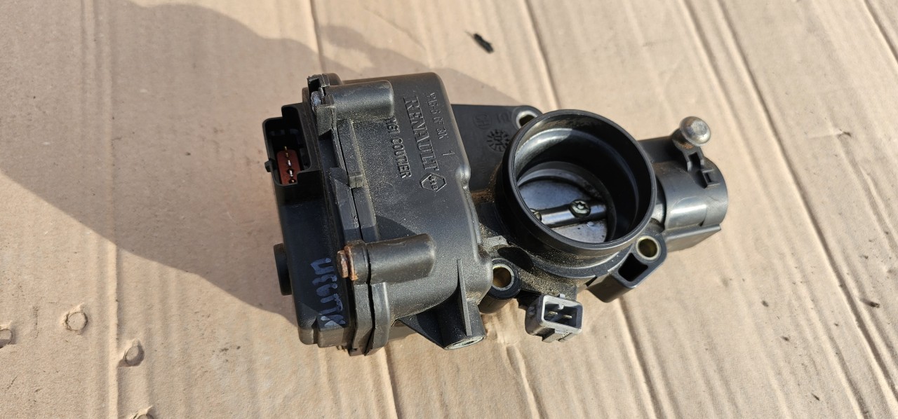 Clapeta Acceleratie Renault Clio 2 1.2 benzina 1999 2000 2001 2002 2003
