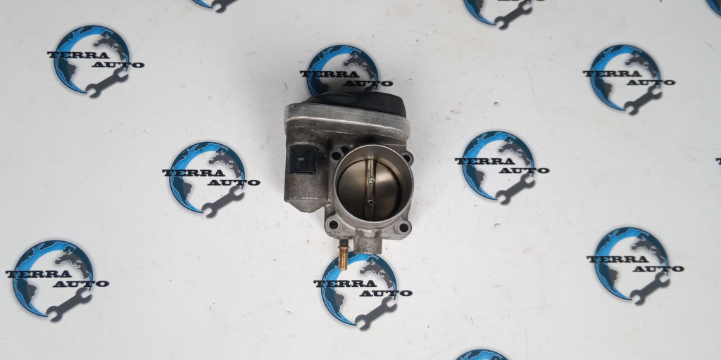 Clapeta acceleratie Renault Clio 2 1.6 16V cod motor K4M-T7
