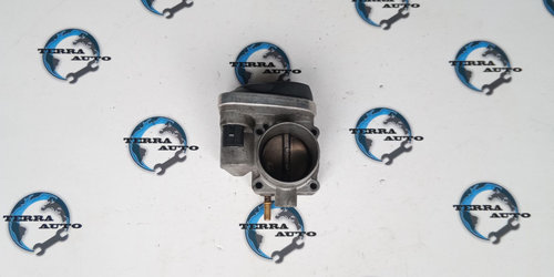 Clapeta acceleratie Renault Fluence 1.6 16V cod motor K4M-R8