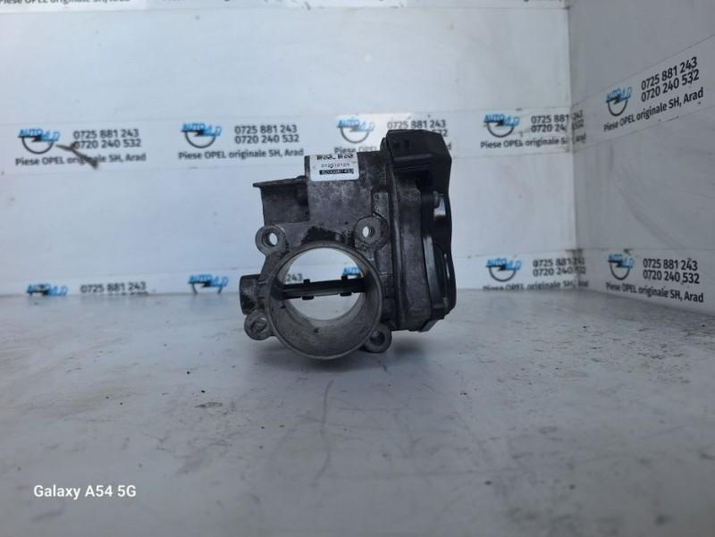 Clapeta acceleratie Renault Koleos 2008-2011 2.3 DCI; 2.0 DCI M9T 8200987453