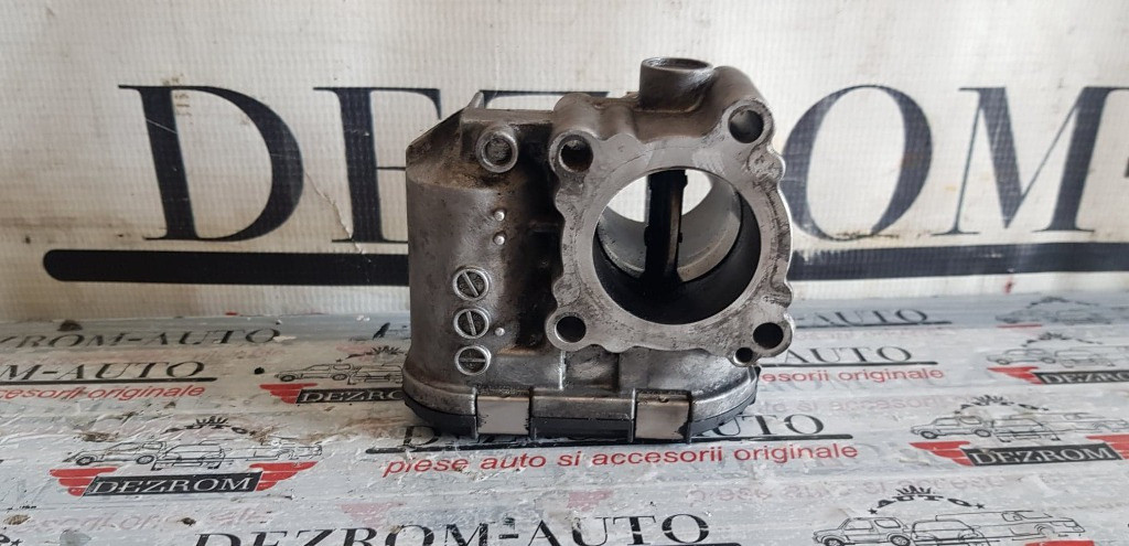 Clapeta acceleratie RENAULT Koleos I 2.0 DCI 4x4 150/173/177 CP cod 8200330810
