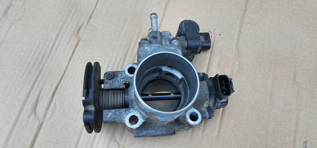Clapeta Acceleratie Suzuki Jimny 1.3 benzina G13BB 1998 1999 2000 2001 2002 2003