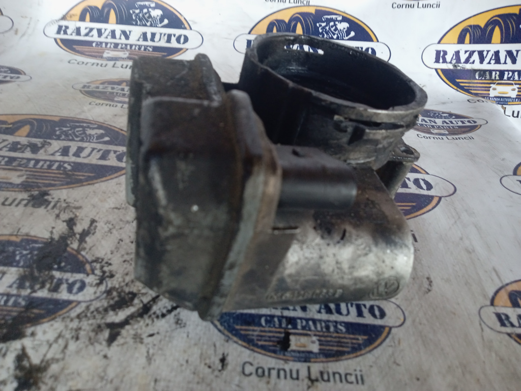 Clapeta acceleratie Volkswagen Passat B6 2.0, 03G128063B