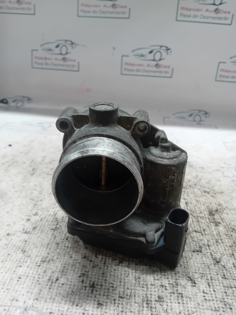 Clapeta acceleratie Volkswagen Passat B6 2006, 06F133062G