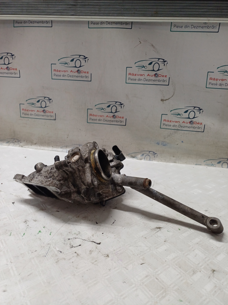 Clapeta acceleratie Volkswagen Passat B8 2.0 Motorina 2016, 04L128637A
