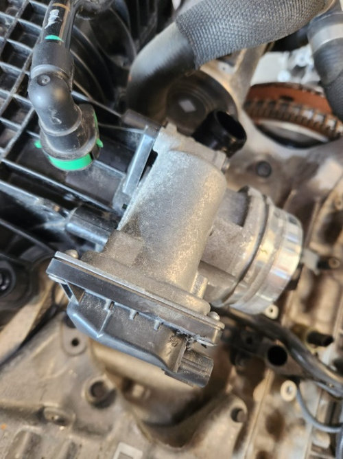 Clapeta acceleratie Volvo v60 2.0 B4204T38 an 2015 2016 2017 2018 2019 cod 31293736