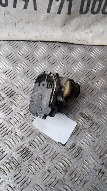 Clapeta acceleratie Volvo XC60 XC70 XC90 2.4 euro 4 an fab. 2007 cod 8692720 / 0281002701
