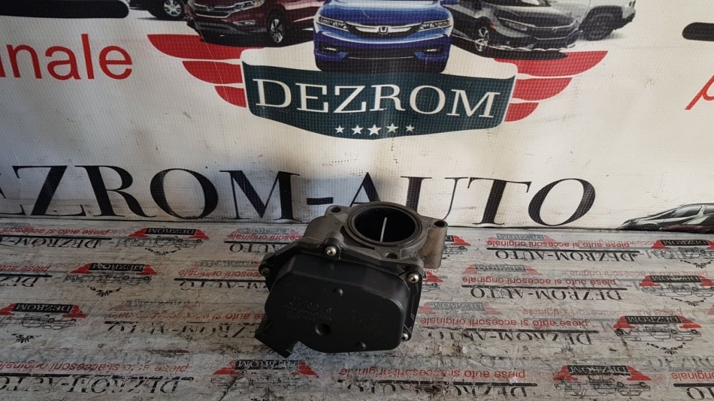 Clapeta acceleratie VW Caddy 1.6 tdi 105 cai CAYC cod piesa : 03L128063L