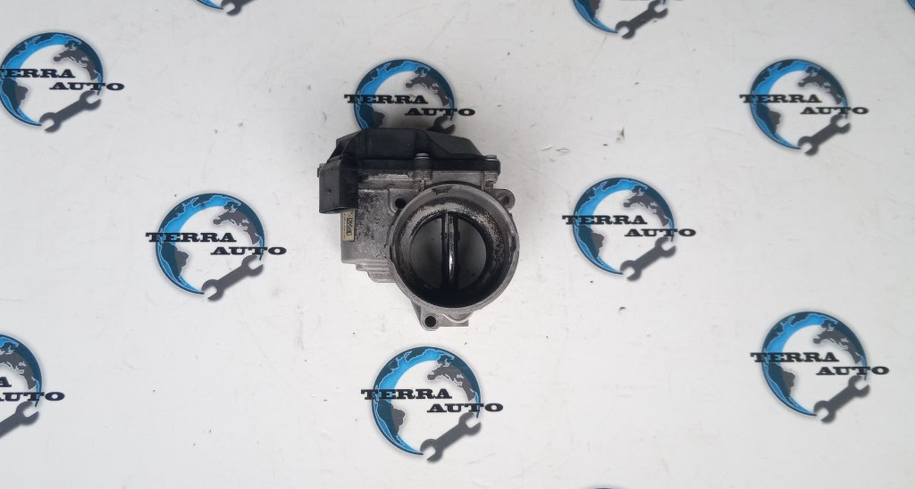 Clapeta acceleratie VW Passat B6 2.0 TDI 103 KW 140 CP cod motor BMP