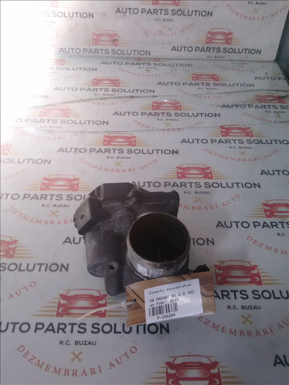 Clapeta acceleratie VW PASSAT B6 2.0 TDI an fabr. 2010