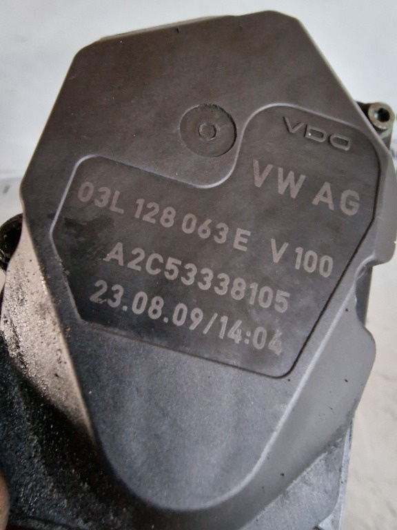 Clapeta Acceleratie Vw Passat B7 2.0TDI CFFB cod 03L128063E