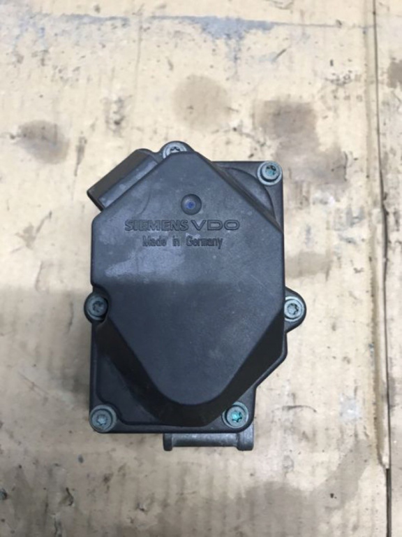 Clapeta acceleratie VW Touran 1.9 sedan 2007 (03G128063A)