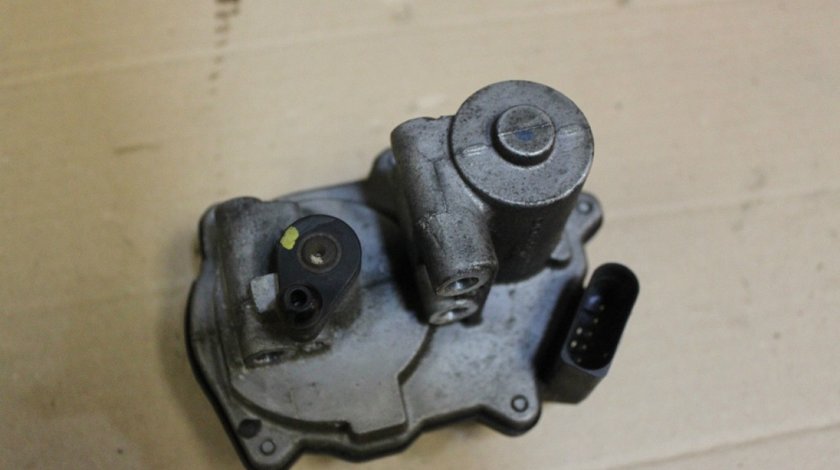 Clapeta admisie vw golf V 2.0 tfsi axx 200 cai cod 06f133482