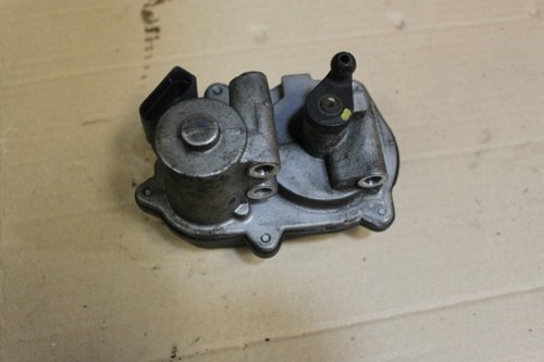 Clapeta admisie vw golf V 2.0i gti byd 265 cai cod 06f133482