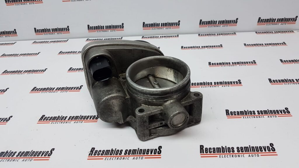 Clapeta BMW SERIE 3 1354 1 439 224-03 / 1354 1 439 224 03 / 1354143922403 / 4082384220031354 1 439 224-03 / 1354 1 439 224 03 / 1354143922403 / 408238422003