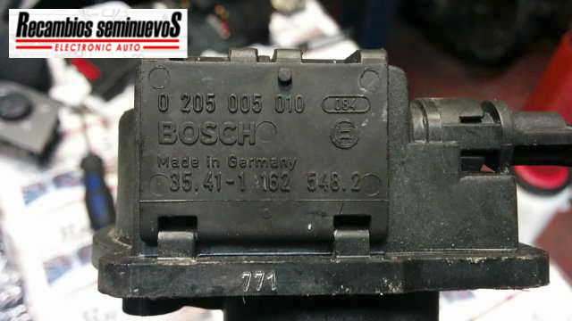 Clapeta BOSCH BMW E39 SERIE 5 0 205 005 010 / 0205005010 / 3541116254820 205 005 010 / 0205005010 / 354111625482
