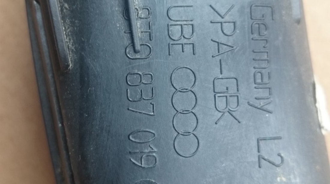 Clapeta deschidere usa stanga Audi A5 (2007-2017) cod 8T0837019A