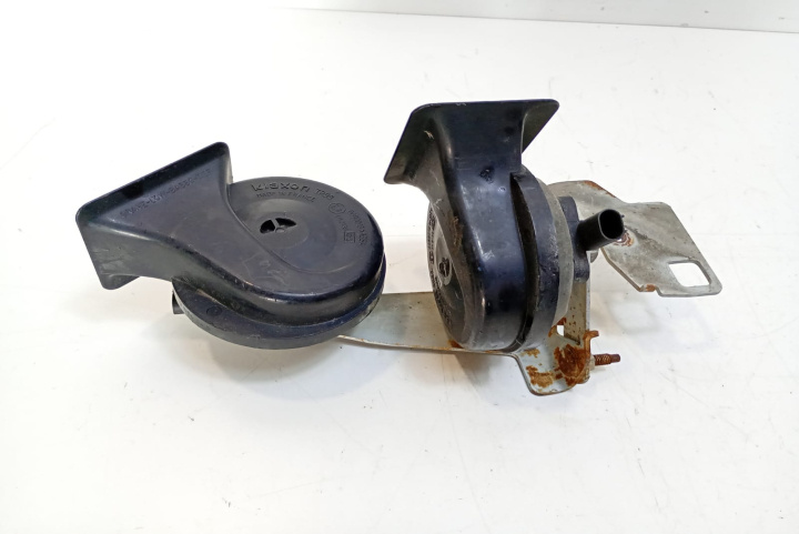 Claxoane 6935709 BMW Seria 5 E60/E61 [2003 - 2007]