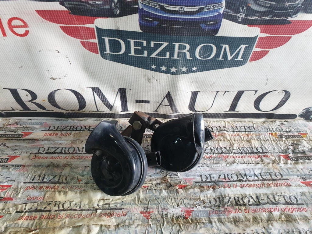 Claxoane originale Skoda Fabia II coduri : 6Q0951221G / 6Q0951223L