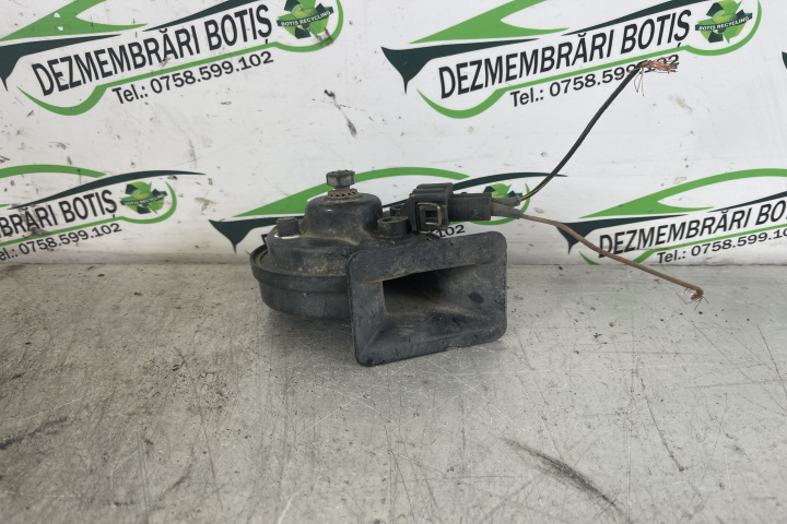 Claxon 0092018 BMW Seria 5 E60/E61 [2003 - 2007] Sedan 530d MT (218 hp)