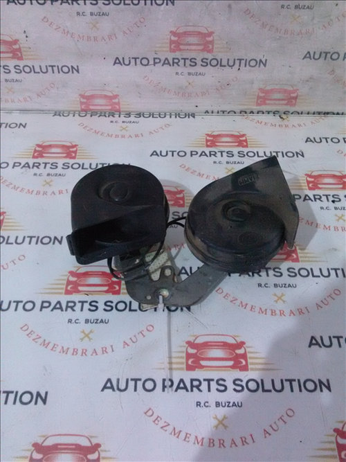Claxon ( 2 buc ) RENAULT MASTER 2.3 D an fabr. 2013