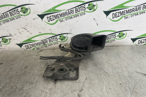 Claxon 703881157 / 70/388 1157 BMW Seria 5 E39 [facelift] [2000 - 2004] Sedan 520 d MT (136 hp)
