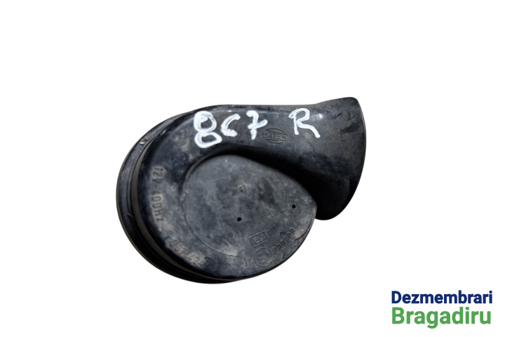 Claxon dreapta Audi A4 B6 [2000 - 2005] Sedan 1.8 T MT (163 hp) Cod motor: BFB
