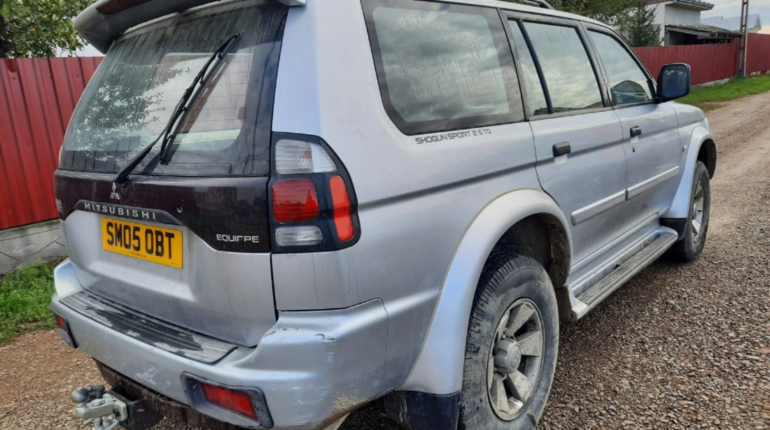 Claxon Mitsubishi Pajero 2005 shogun sport 2.5 TD