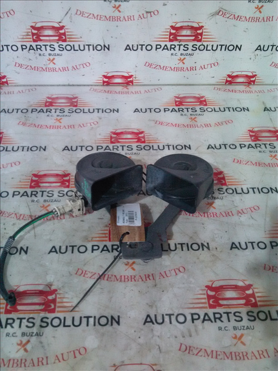 Claxon RENAULT MEGANE 3 an fabr. 2011