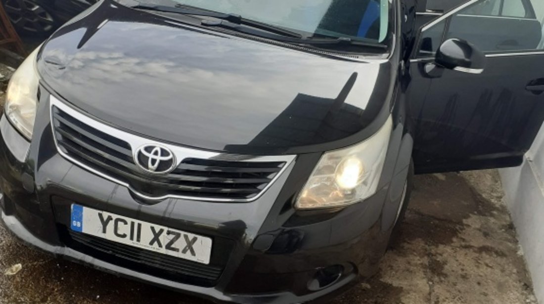 Claxon Toyota Avensis 2011 Break 2000