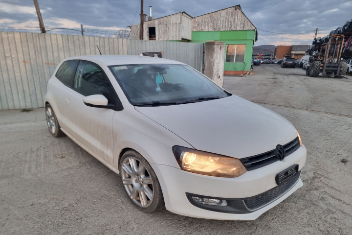 Claxon Volkswagen Polo 6R 2012 Hatchback 1.2