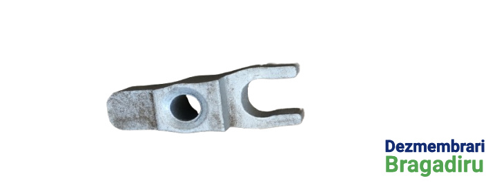 Clema / Brida / Potcoava fixare injector Cod: 82546999748 Opel Astra J [facelift] [2012 - 2018] Sports Tourer wagon 5-usi 2.0 CDTI MT (165 hp) Cod motor: A20DTH