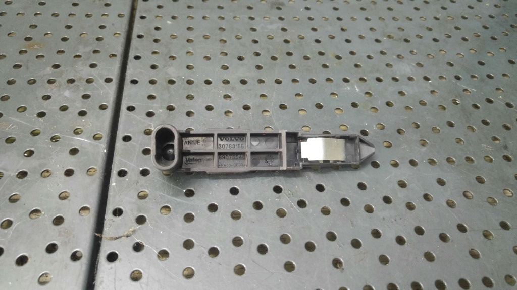 Clema far dreapta volvo xc60 30763155 89075546