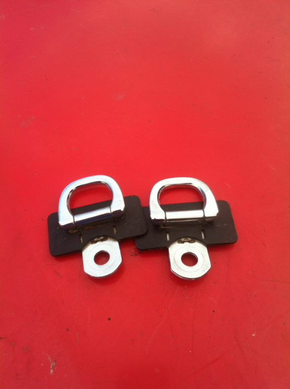 Clema plasa portbagaj Audi A4 B5 [facelift] [2000 - 2001] Sedan 1.9 TDI MT (90 hp) (8D2 B5)