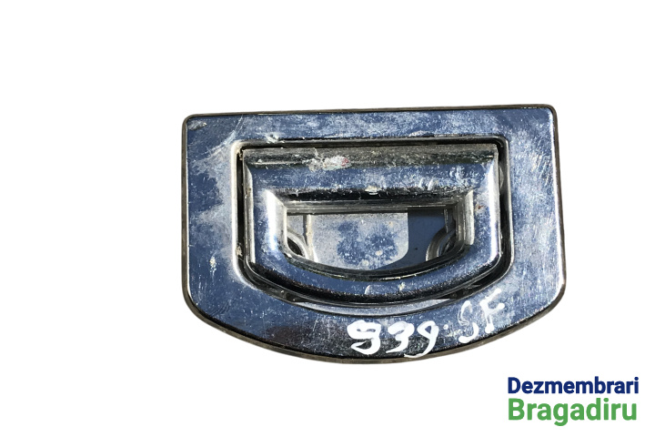 Clema plasa portbagaj Volkswagen VW Passat B6 [2005 - 2010] wagon 5-usi 2.0 TDI MT (170 hp) Cod motor: BMR