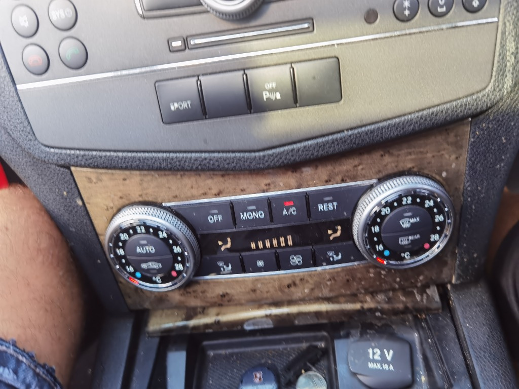 Climatronic 4 zone Mercedes C220 cdi w204