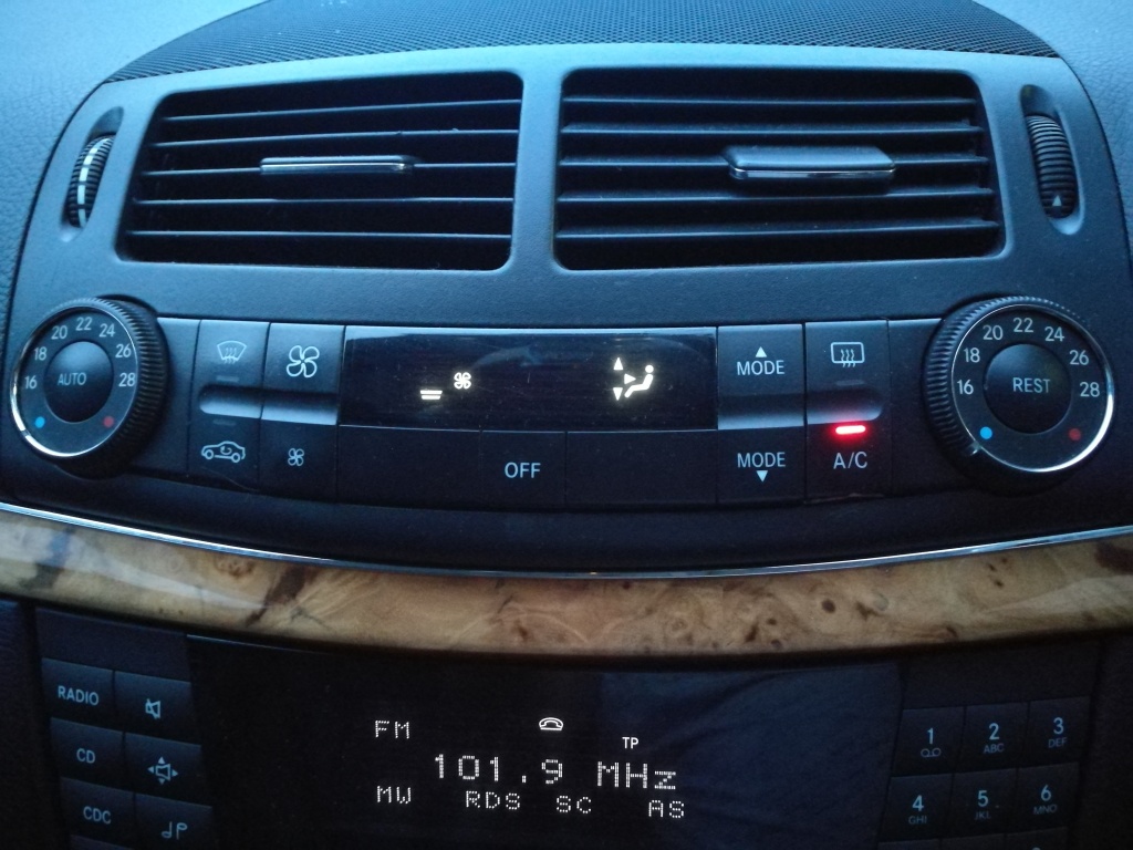 Climatronic afisaj Mercedes W211 facelift e class