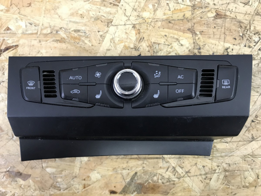 Climatronic Audi A4 Av. 2.0 TDI 2013 alb combi 2013 (8K1820043AB)