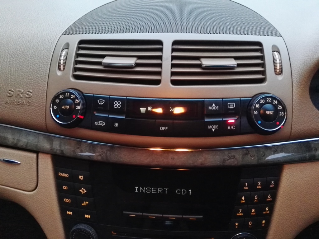 Climatronic cu afisaj Mercedes E class w211 Facelift