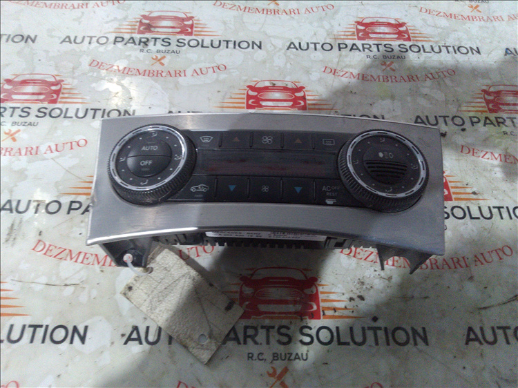 Climatronic MERCEDES-BENZ C CLASS an fabr. 2004