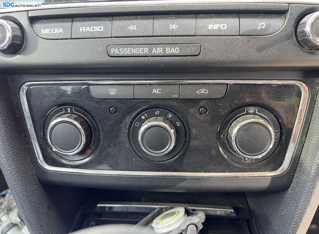 Climatronic Panou Comanda Aer Conditionat AC Clima Skoda Superb 2 2008 - 2015 [C4165]