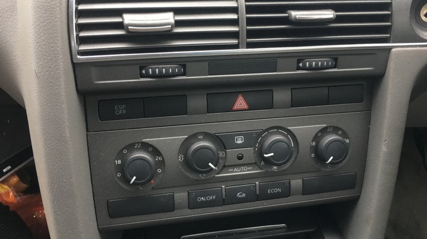 Climatronic / Panou Consola AC Audi A6 4F C6 2004 - 2011