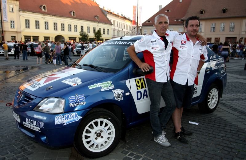 CNR 2011: Francois Delecour a pilotat o Dacia Logan la Raliul Sibiului CNR 2011: Francois Delecour a pilotat o Dacia Logan la Raliul Sibiului