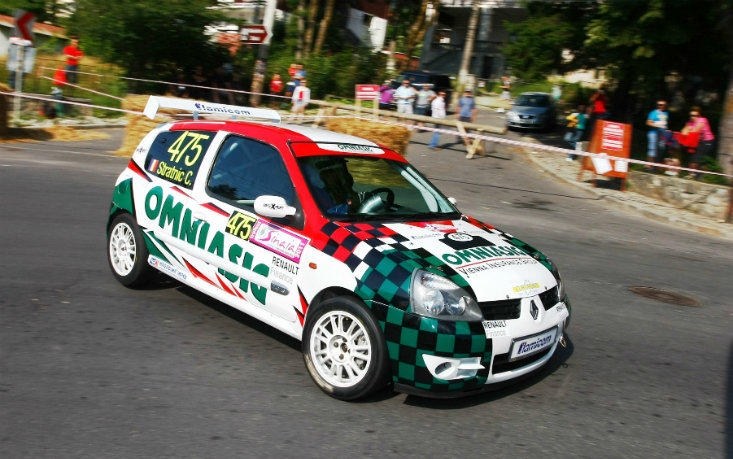 CNVC 2011: Un intrus pe o proba de raliu CNVC 2011: Un intrus pe o proba de raliu