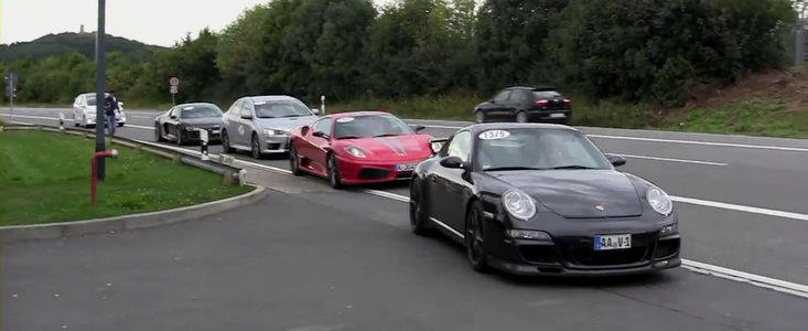 Coada de supercaruri la o benzinarie din Germania - VIDEO FABULOS! Coada de supercaruri la o benzinarie din Germania - VIDEO FABULOS!