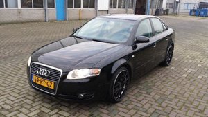 Colegii , ce imi recomandati? Audi a4 2005 Limousine 103 kw 140 kp?  Sau: Skoda Octavia 2006?