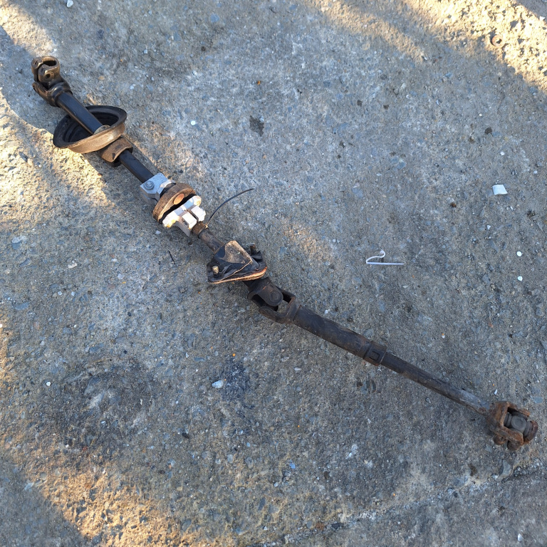 Coloana Directie / Ax Volan Land Rover Range Rover Mk 3 L322 (Lm) 2002-2012 3.0 D 4X4 306D1 Motorina Lhd Pentru Vehicule Cu Volan Pe Stanga