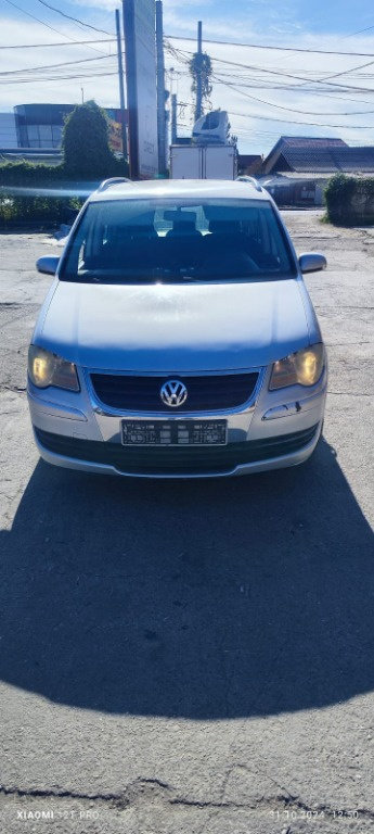 Coloana volan Vw Touran 1.9 TDI 105CP / 77 KW cod motor BLS transmisie manuala 6+1 cod JYK an 2008