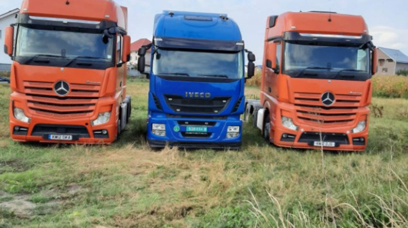 Colt bara fata stanga dreapta capota far stop tripla oglinda Mercedes Actros MP4 2013 motor om471