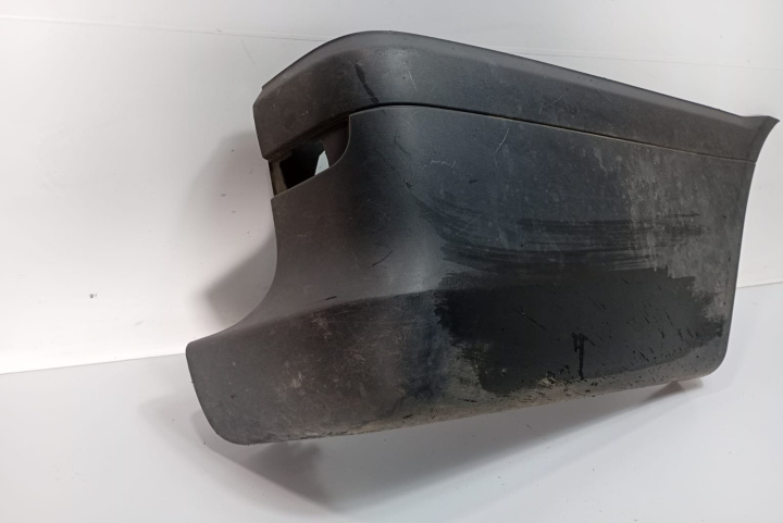 Colt flaps spate dreapta A6398801771 Mer